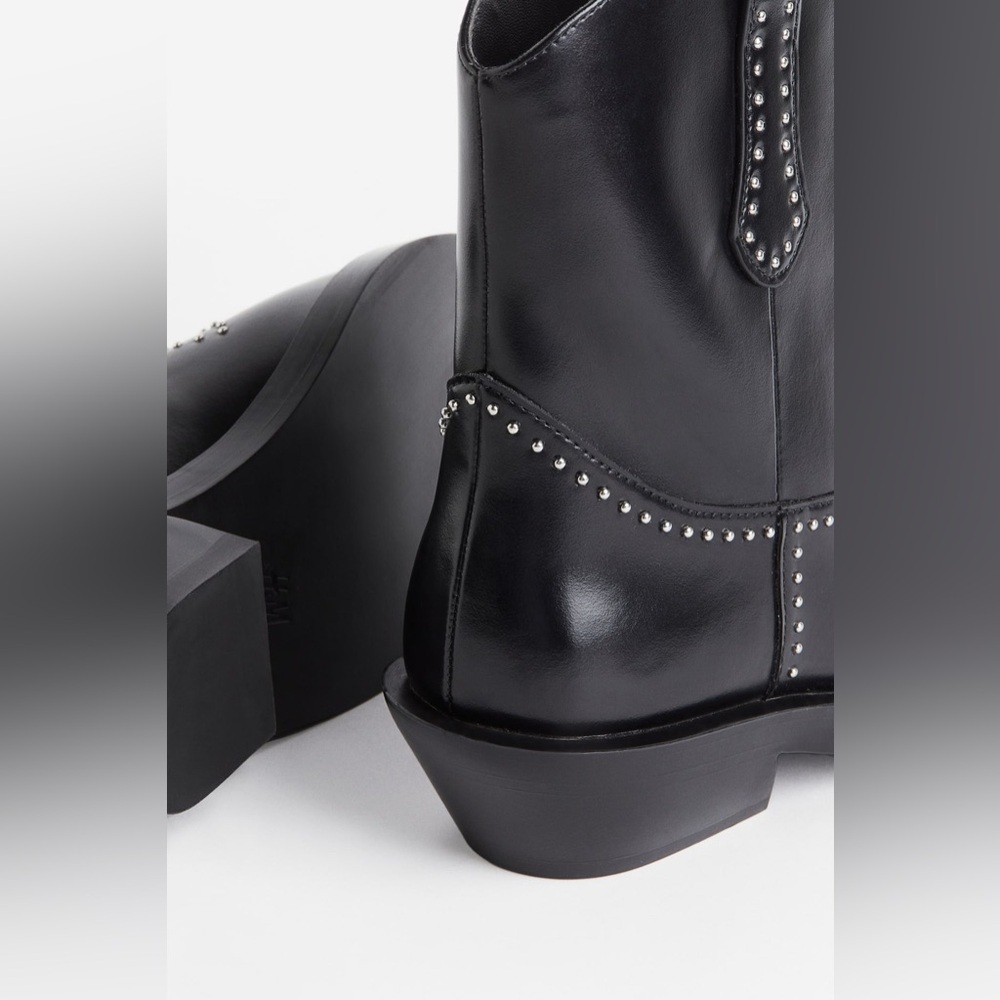 H&M Black Western Ankle Boots with Silver Studs Size: 7.5 - Picture 4 of 4